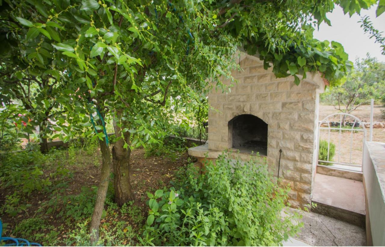 Apartmani Branko Lemac Brodarica  Buitenkant foto