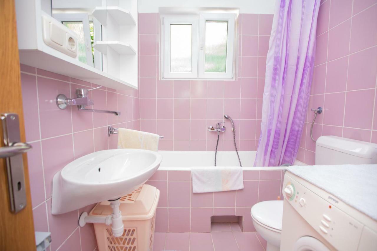 Apartmani Branko Lemac Brodarica  Buitenkant foto